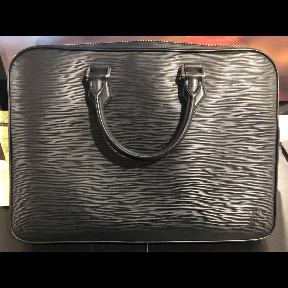 Louis Vuitton men’s briefcase mint condition